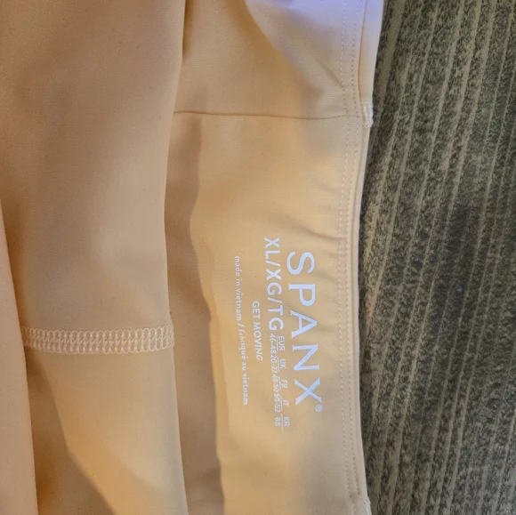 SPANX Peach Skort - Picture 9 of 9